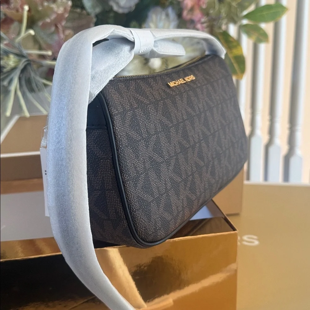 Michael Kors Crossbody Purses Brand New Authentic 9x5 - Picture 3 of 9